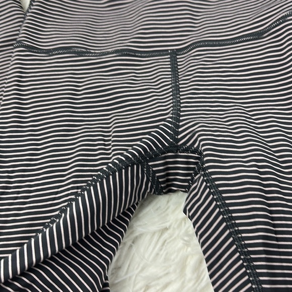 Lululemon Wunder Under High-Rise Tight 28" *Luxtreme Hype Stripe Deep Coal Mink - Picture 2 of 4